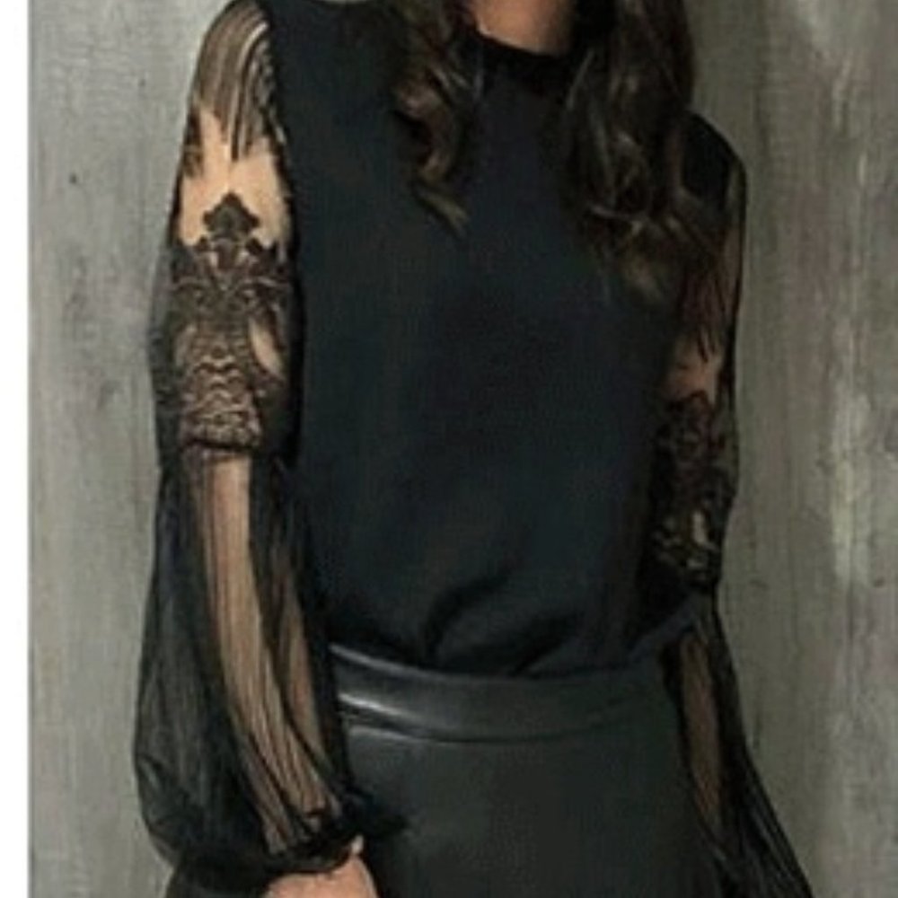 Black sheer sleeve lace long sleeve Top Classic - Picture 7 of 11